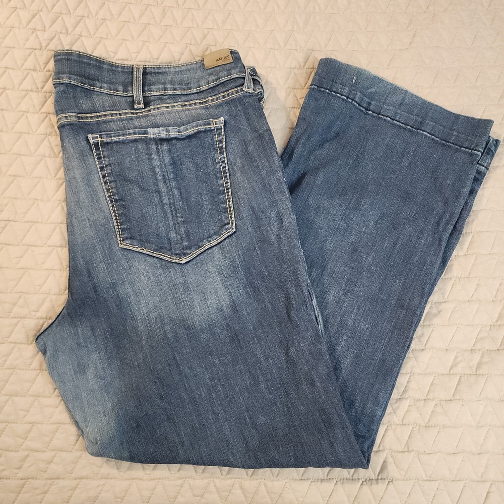 E12 Ariat Women 24WR Trouser Jeans Pacific Dark Wash Wide Leg Denim